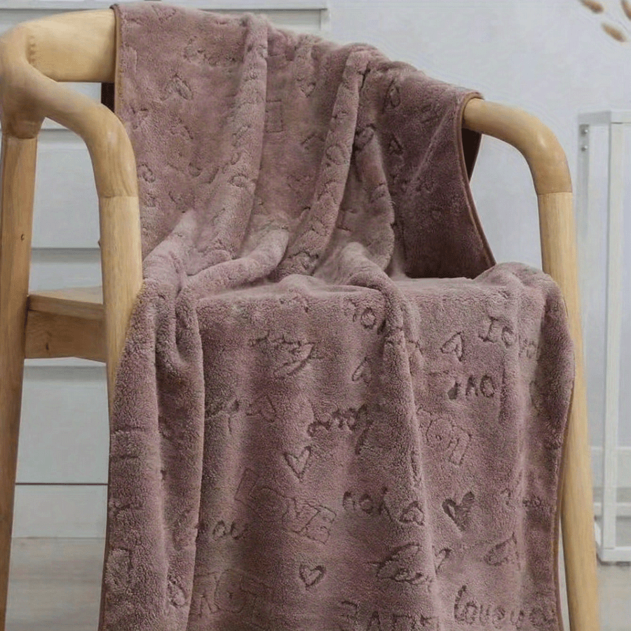 Coral Velvet Bath Towels Set 2 Pieces Obong Pattern Soft Absorbent for Face and Body