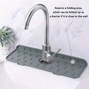 Bandeja de goteo de silicona con protector contra salpicaduras para encimeras de cocina y baño, diseño inclinado