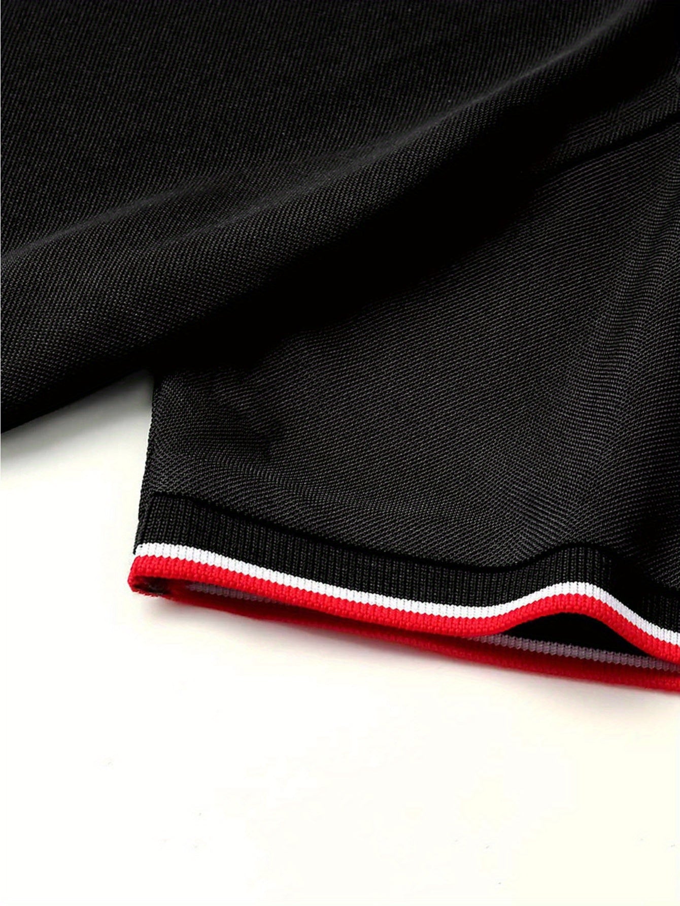 Katta o'lchamdagi erkaklar uchun zamonaviy krokodil naqshli ko'ylak, golf o'ynash va sovg'a sifatida mukammal.