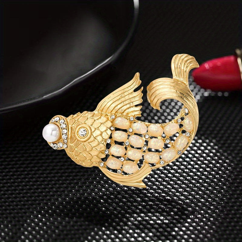 Crystal Fish Brooch Pin Rhinestone Animal Badge for Men and Women