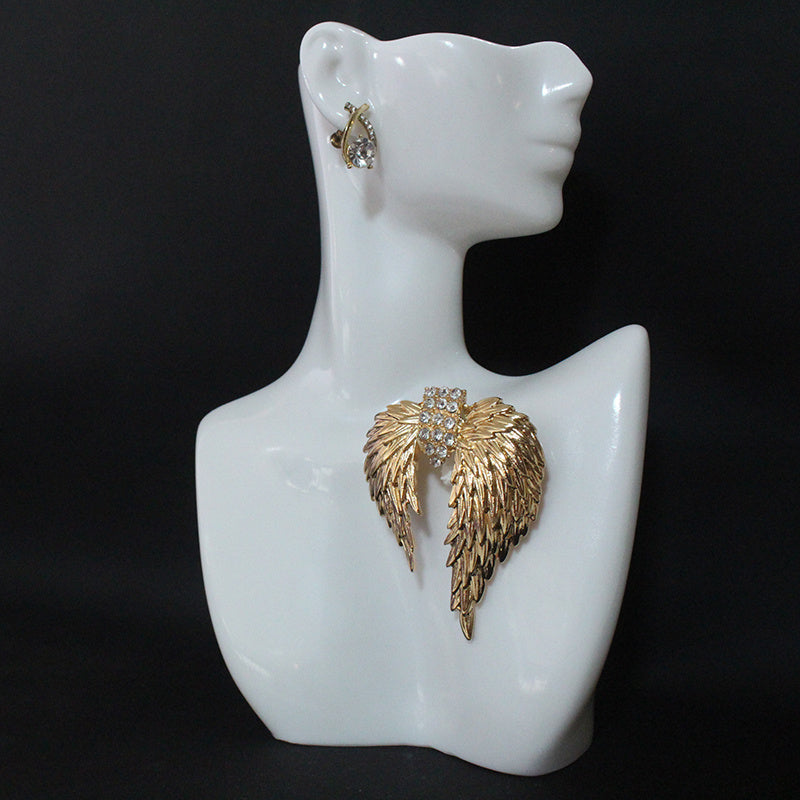 Elegant Gold Winged Feather Brooch Pin with Rhinestones for Women