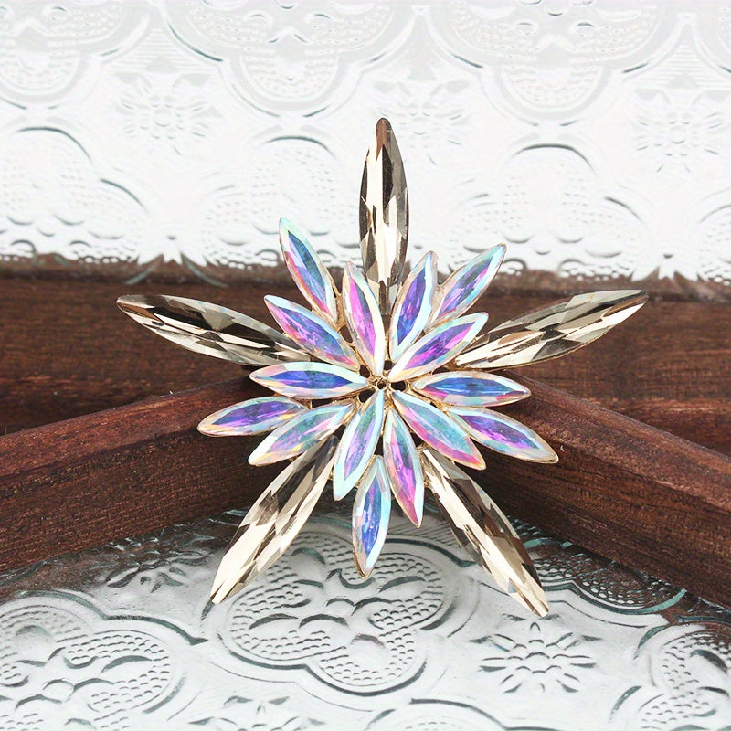 Брошь в виде снежинки из антикварного вдохновения с блестящими кристаллами, уникальная брошка с неправильной формой, стильное модное украшение для женщин, праздничная рождественская корсажная бижутерия