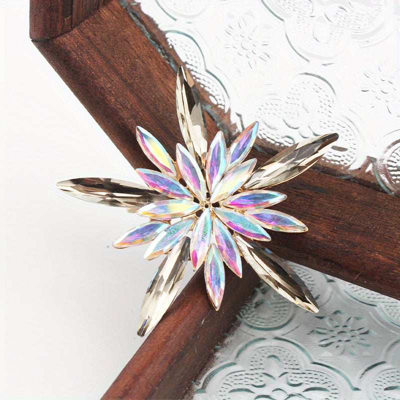 Antique-Inspired Crystal Snowflake Brooch Rhinestone Pin Irregular Shape Women's Fashion Jewelry