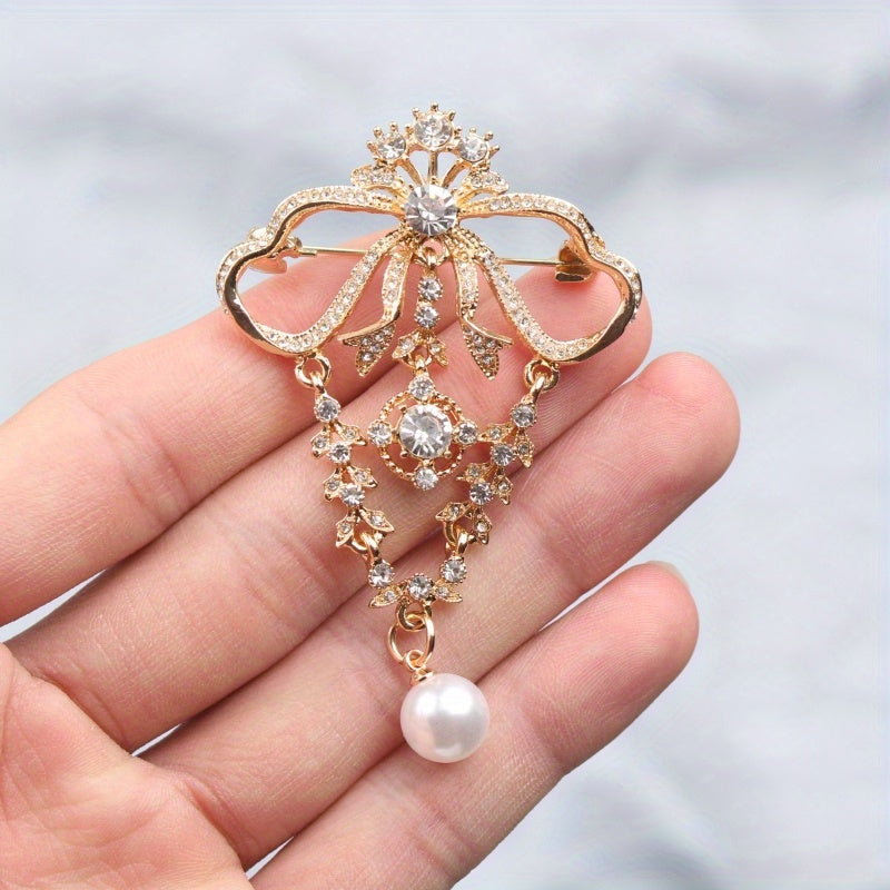 Vintage Floral Rhinestone Brooch for Women Elegant Botanical Jewelry