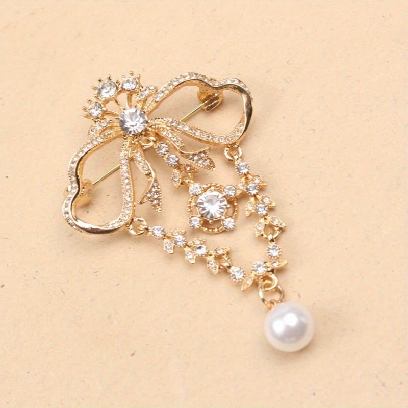 Vintage Floral Rhinestone Brooch for Women Elegant Botanical Jewelry