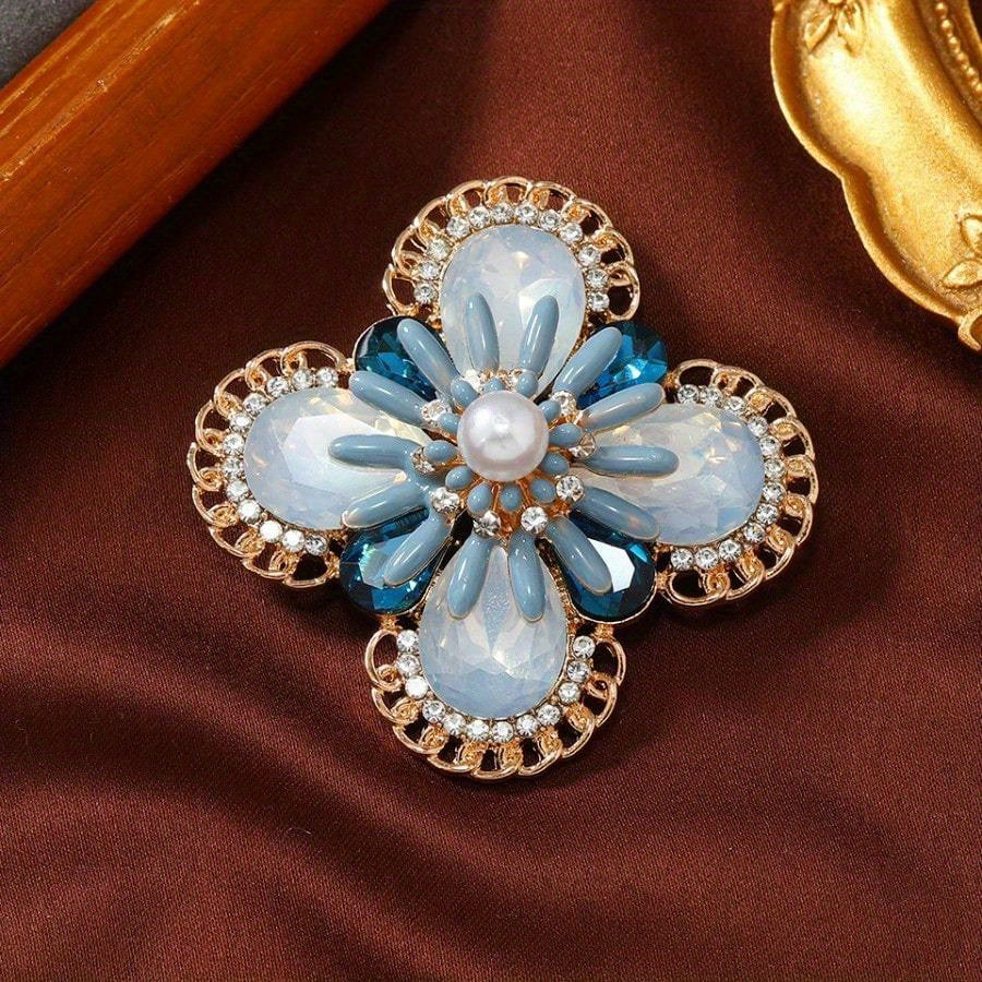 Retro-Inspired Flower Brooch with Faux Pearl Minimalist Jacket Pin for Women
