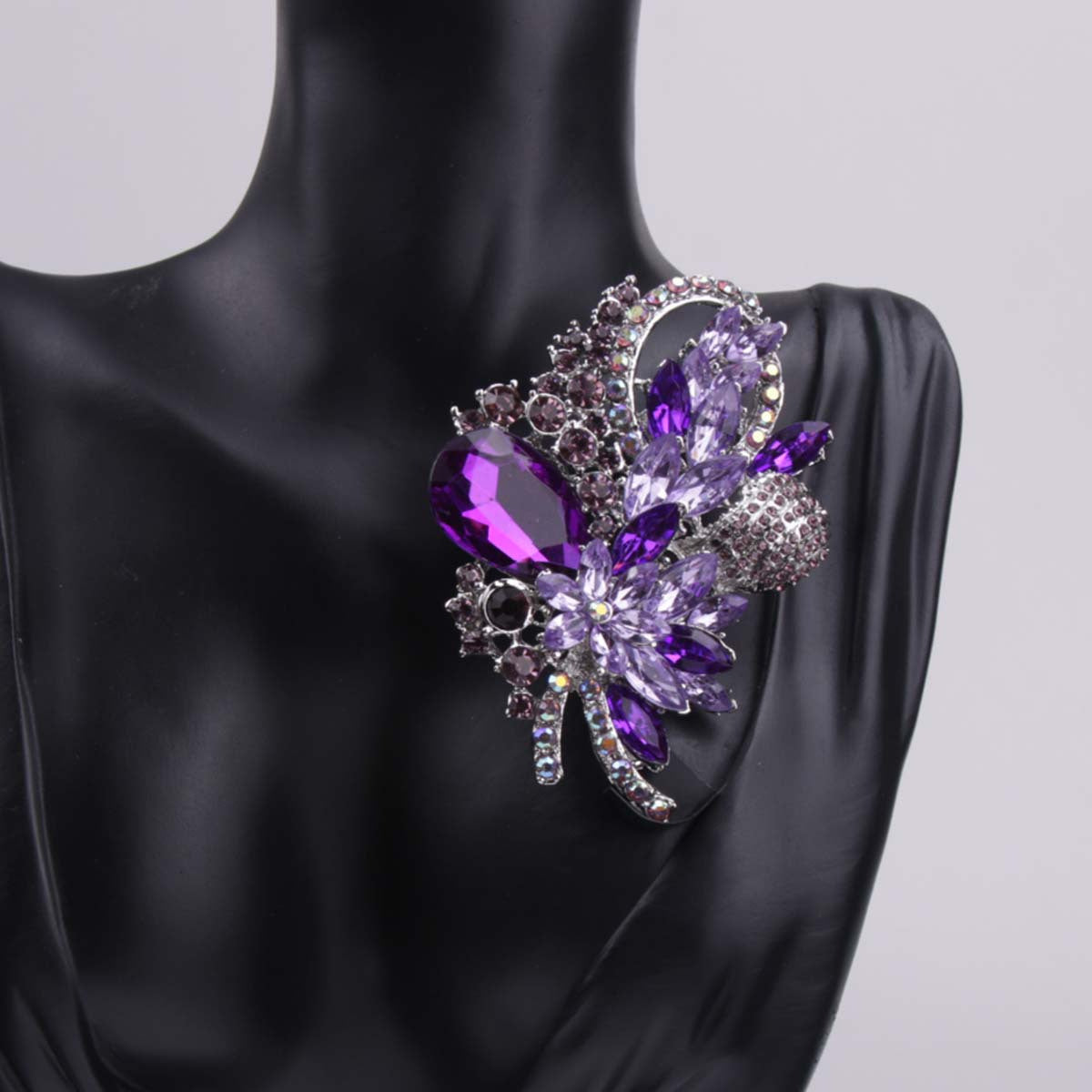 Vintage Glass Rhinestone Flower Brooch Crystal Floral Pin for Women's Suits Coats