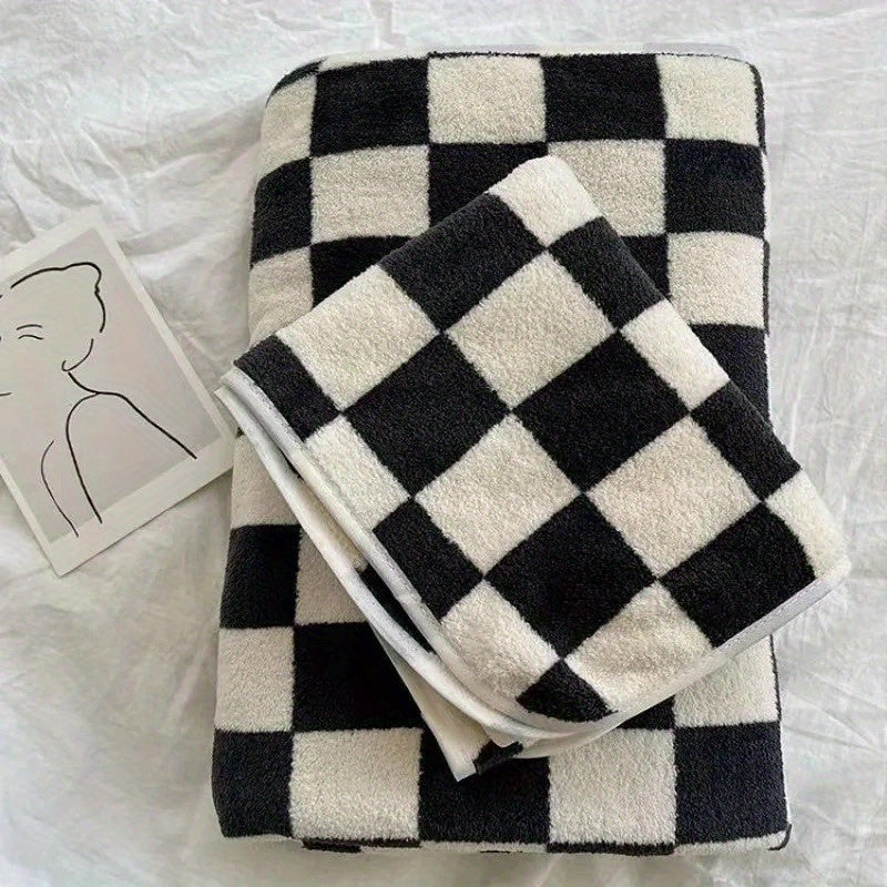 Checkerboard Pattern Soft Face Towel Absorbent and Comfortable for Bathroom Gym Kitchen
