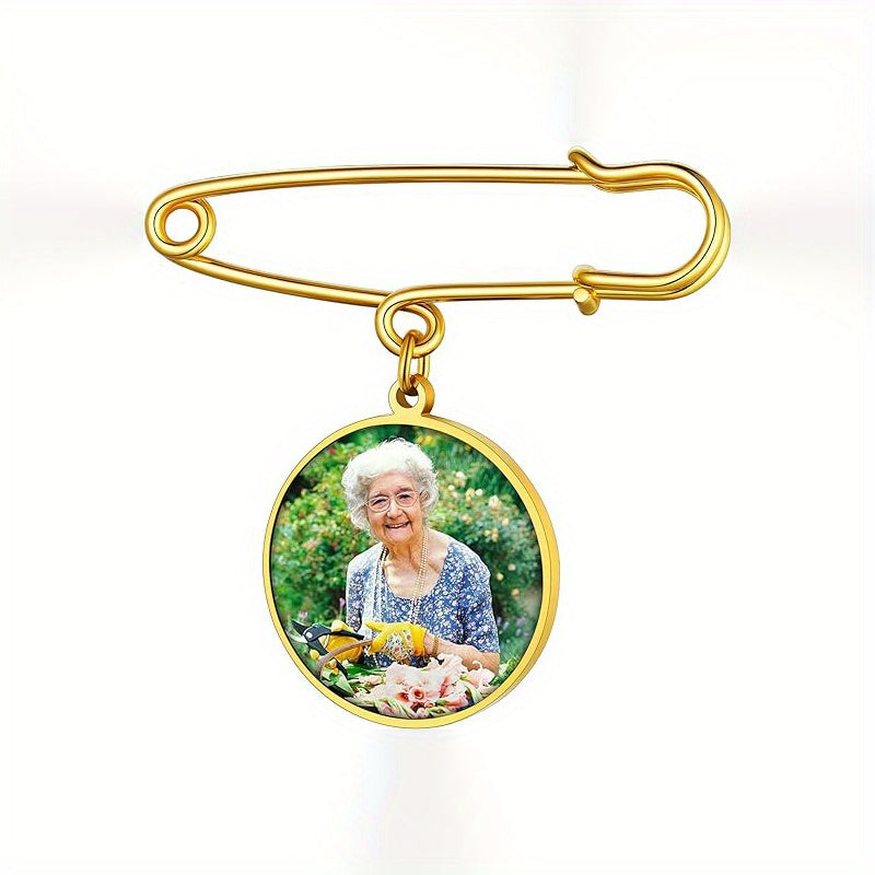 Personalized Metal Lapel Pin with Photo and Text Round Brooch for Weddings and Gifts