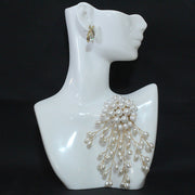 Faux Pearl Flower Brooch Pin for Women Elegant Jewelry Accessory