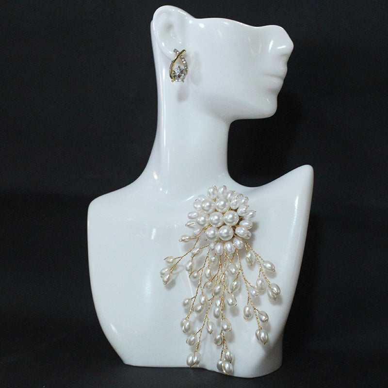 Faux Pearl Flower Brooch Pin for Women Elegant Jewelry Accessory