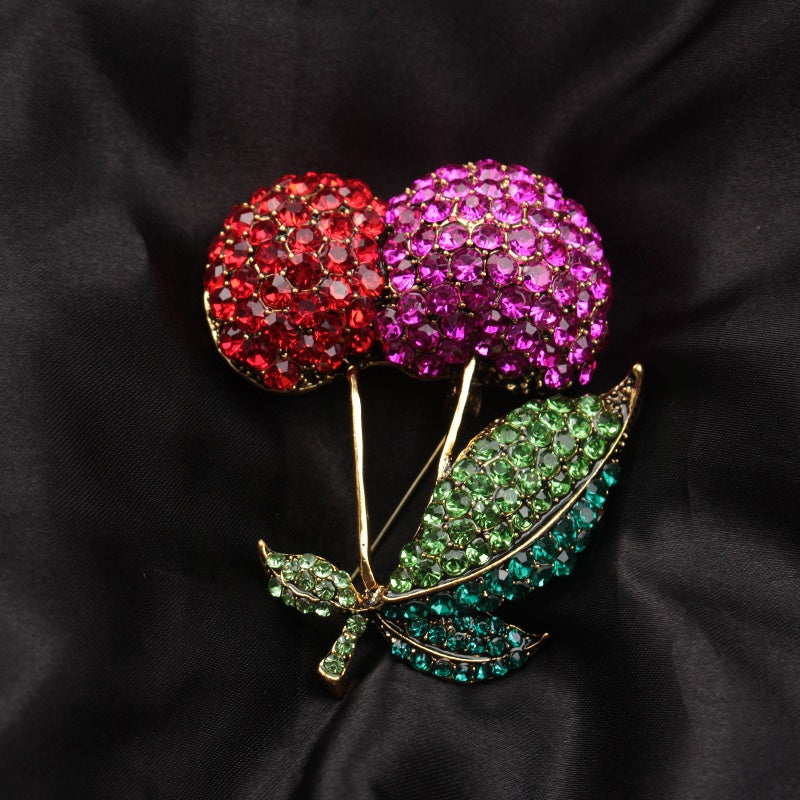 Elegant Rhinestone Cherry Brooch Fruit-Shaped Pin with Glittering Diamond Accents