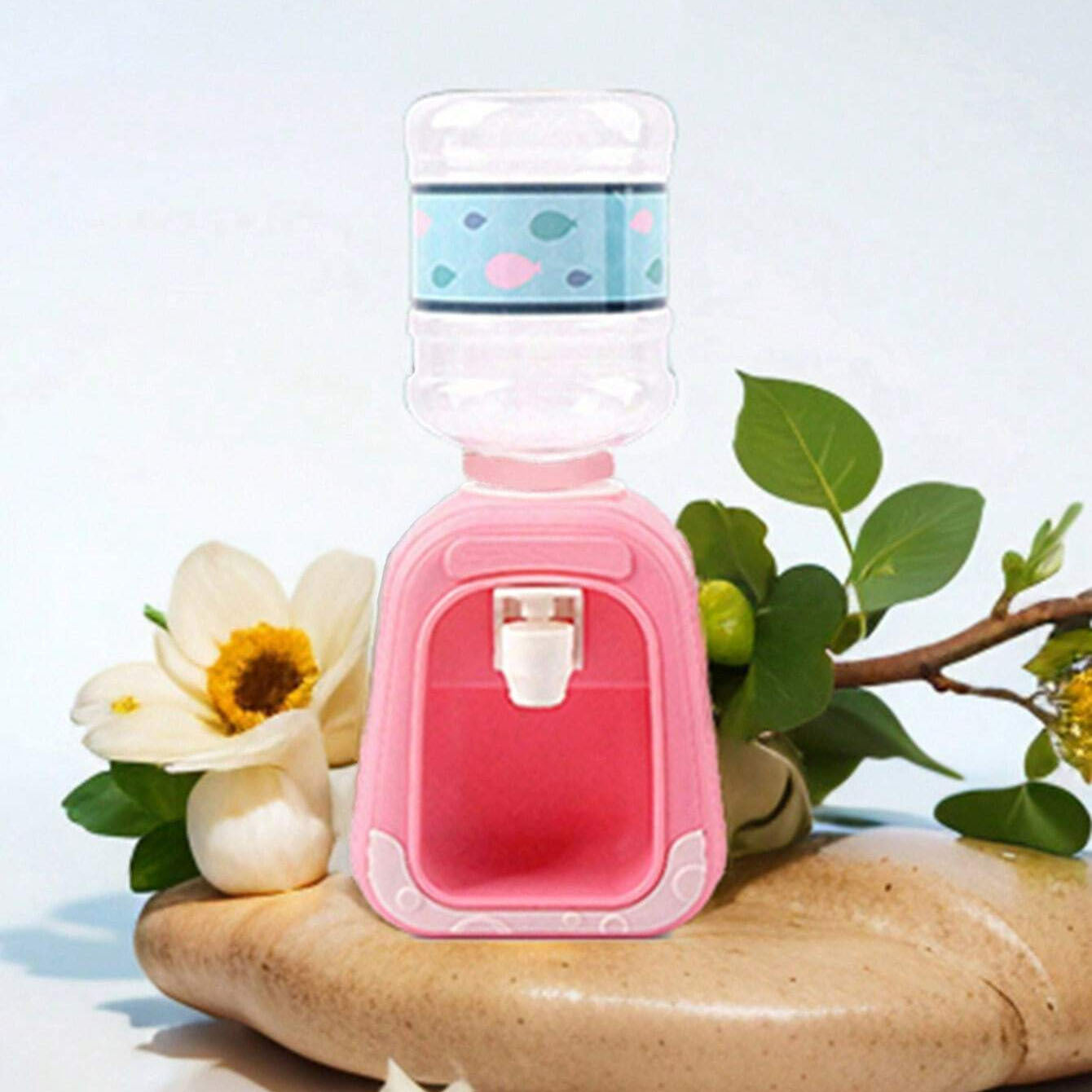 Ijodiy press-turi loson shishasi suv tarqatish dizayni bilan.