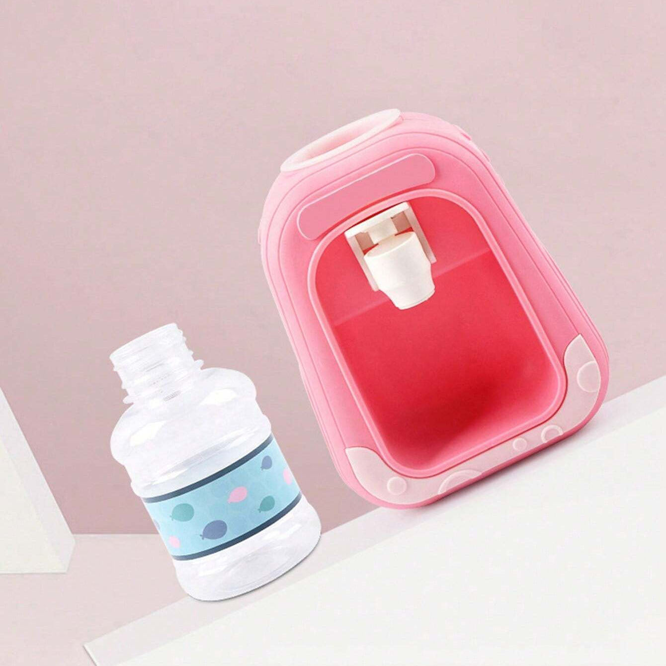 Ijodiy press-turi loson shishasi suv tarqatish dizayni bilan.