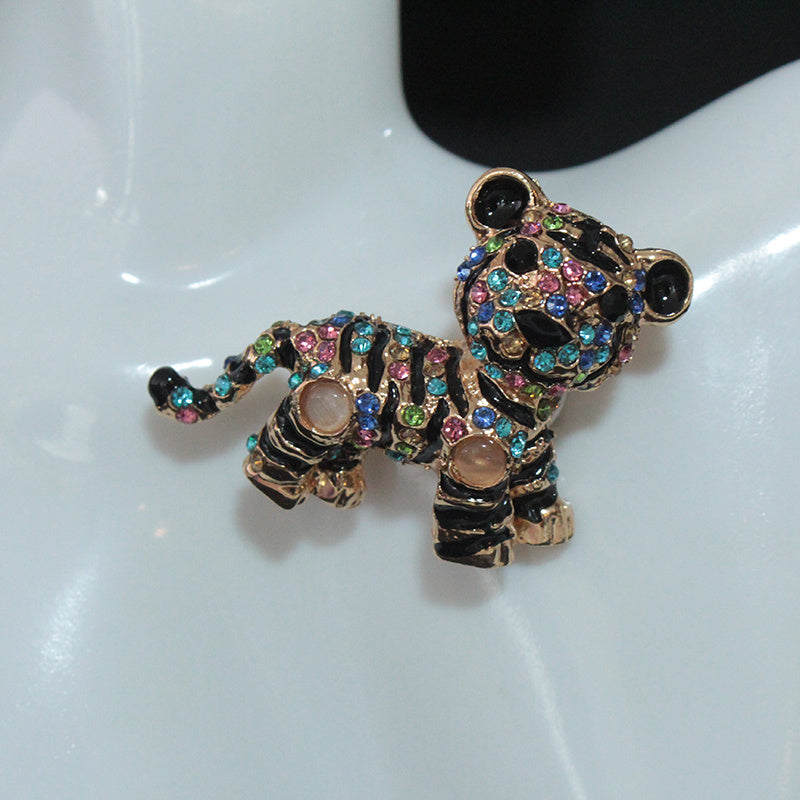 Ayollar uchun sharf, kurtka, kuz va qish uchun rhinestones kristalli alyuminiy pin bilan bo'rdoq brosh