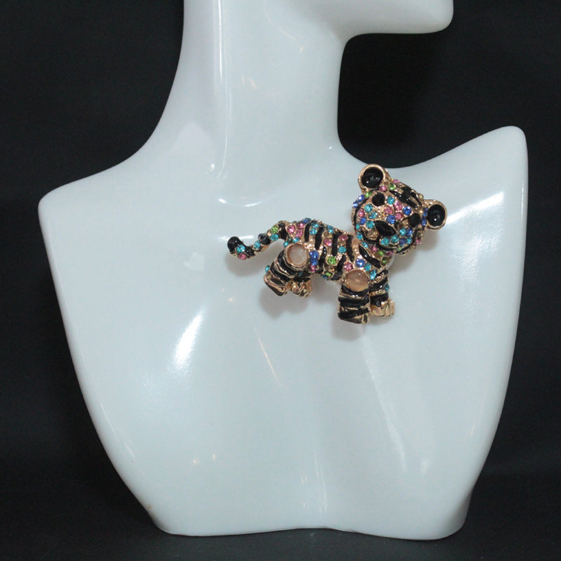 Ayollar uchun sharf, kurtka, kuz va qish uchun rhinestones kristalli alyuminiy pin bilan bo'rdoq brosh