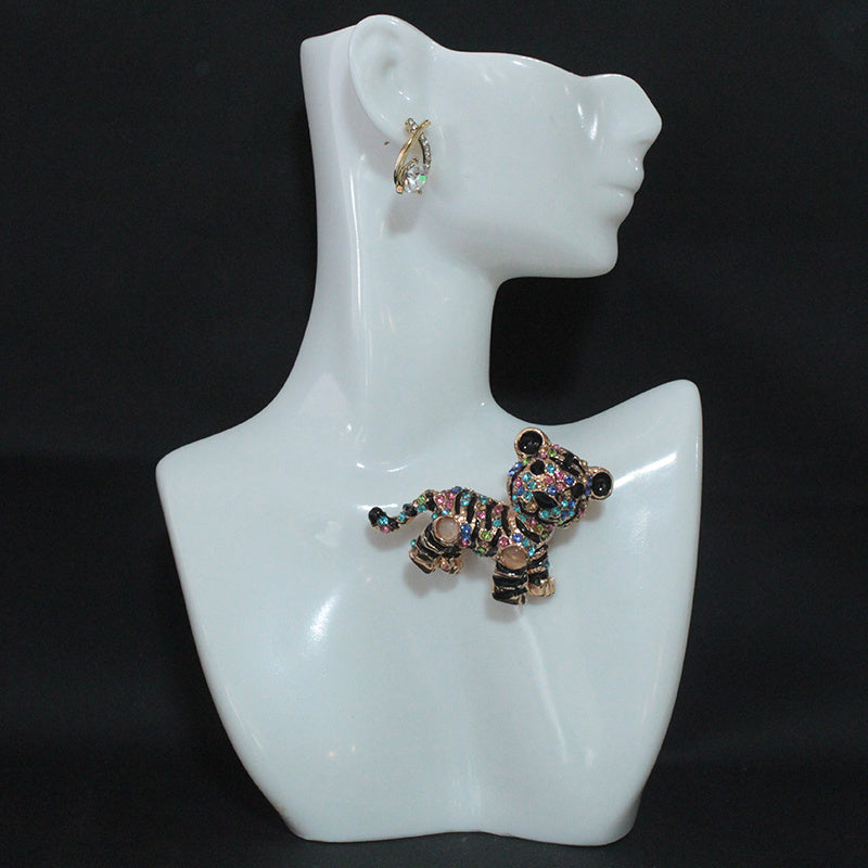 Tiger Brooch with Rhinestones Crystal Alloy Pin for Women Scarves Jackets Autumn Winter