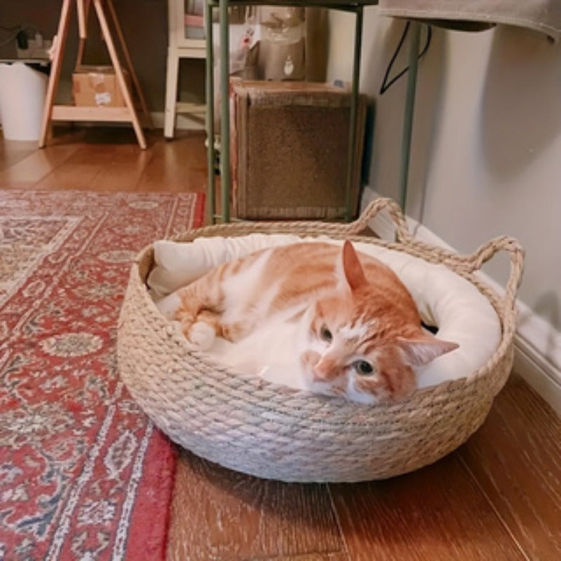 Woven Cat Basket with Bamboo Mat and Pillow 42.93cm Rattan Pet Bed