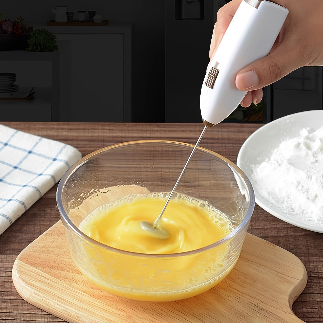 Handheld Milk Frother Electric Whisk for Lattes and Matcha Compact and Battery-Powered