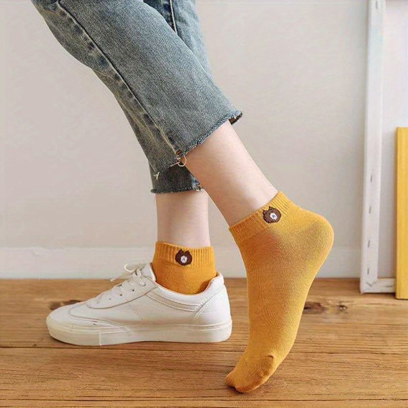10 Pairs Women's Knit Ankle Socks with Cartoon Bear Design for Spring Autumn Outdoor Sports