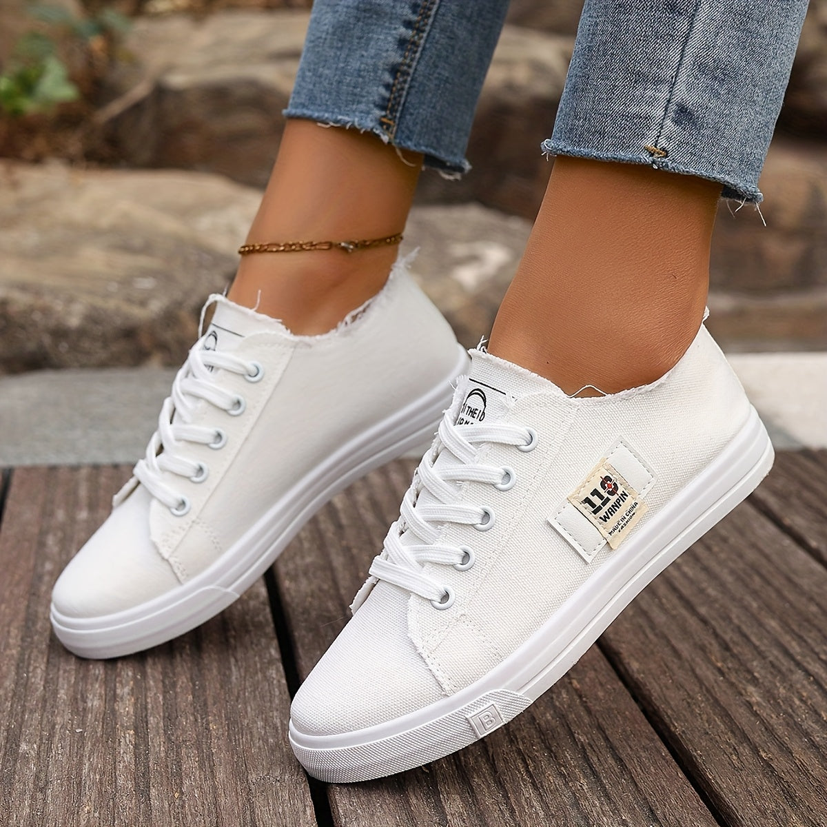 Women's Breathable Casual Sneakers Low Top Lace-Up Fabric Upper PU Sole All-Season Comfort