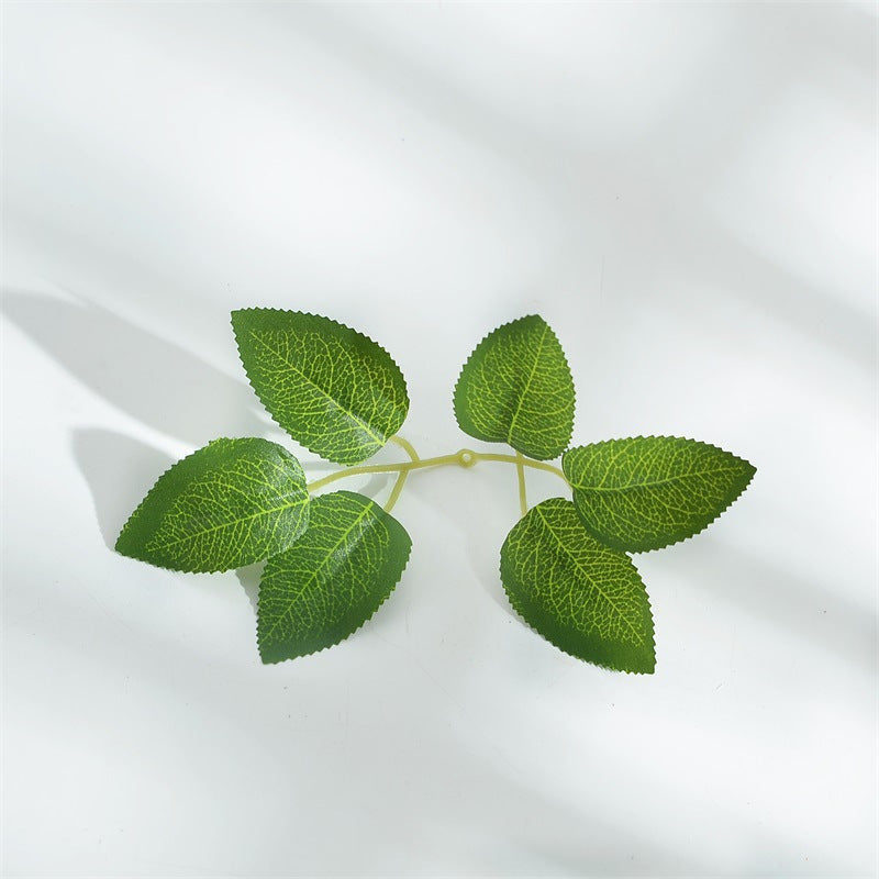 Artificial Rose Leaves Set 120 Lifelike for Weddings Floral Arrangements Decorations