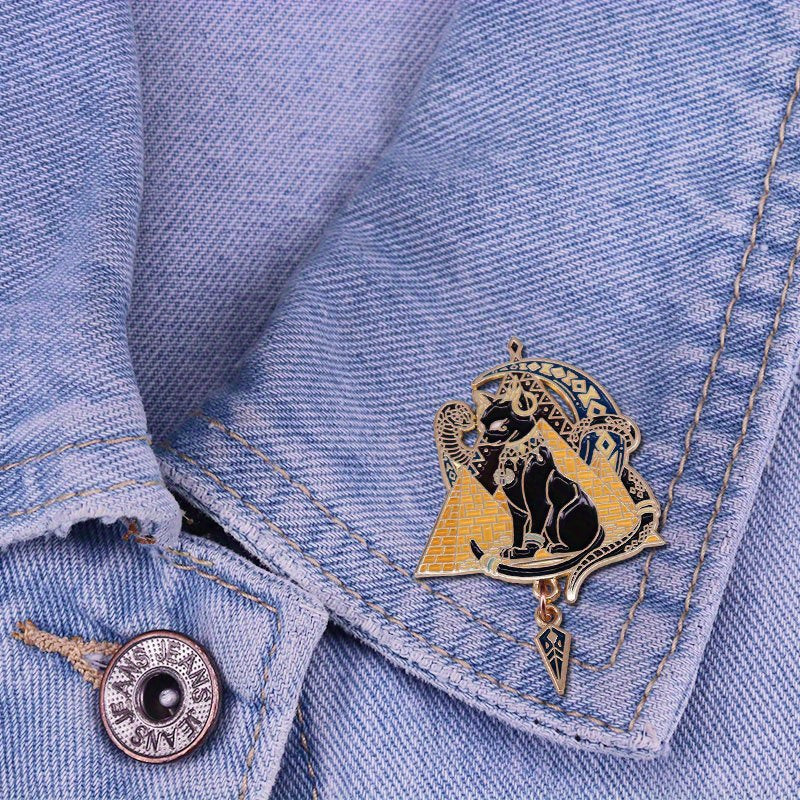 Vintage-Inspired Pharaoh Cat Brooch Pin Alloy Elegant Jewelry for Clothes Hats Backpacks