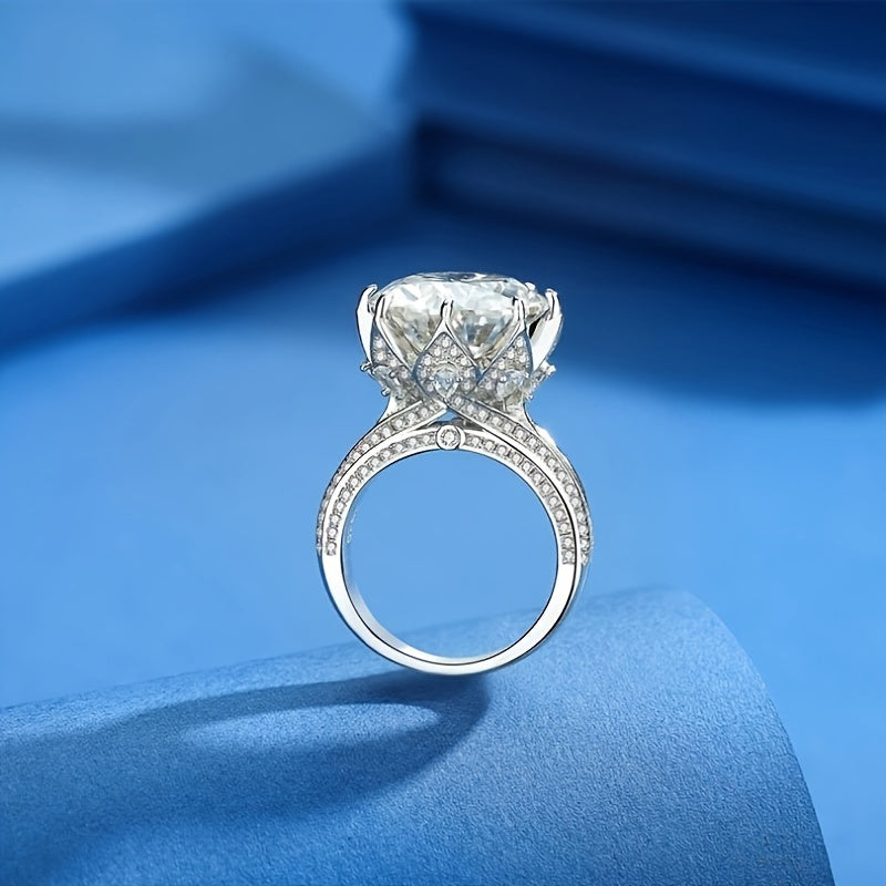 Radiant 10 Karat D-Rangi Moissanite Ayollar Halqasi - 8-Prong O'rnatish bilan Sterling Silverda - Gippoallergen va Nikel-Free. Zamonaviy va Hashamatli Dizayn, Romantik Takliflar Uchun Ideal. Mukammal Moissanite Taklif Halqasi.