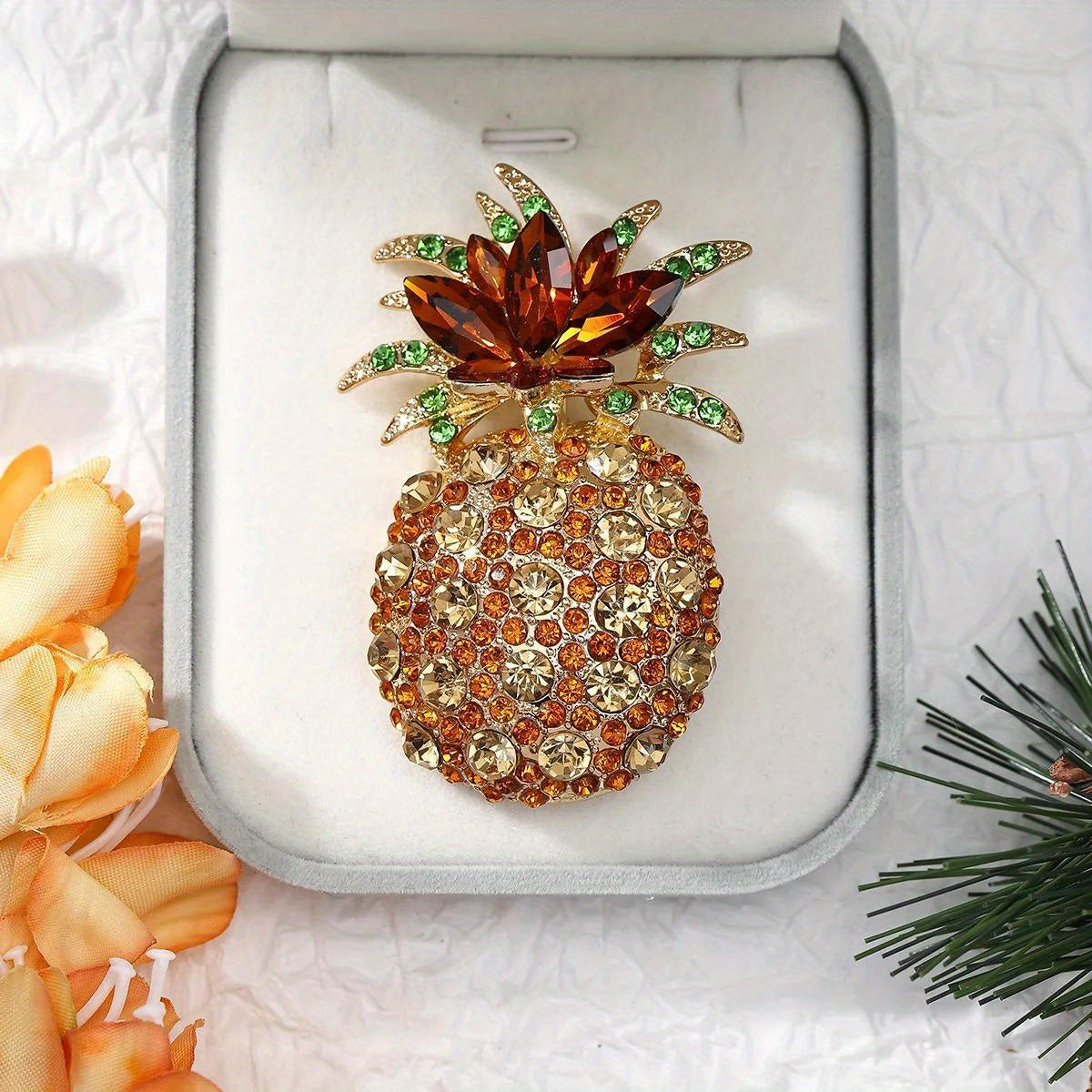 Crystal Pineapple Brooch with Rhinestones and High-End Design