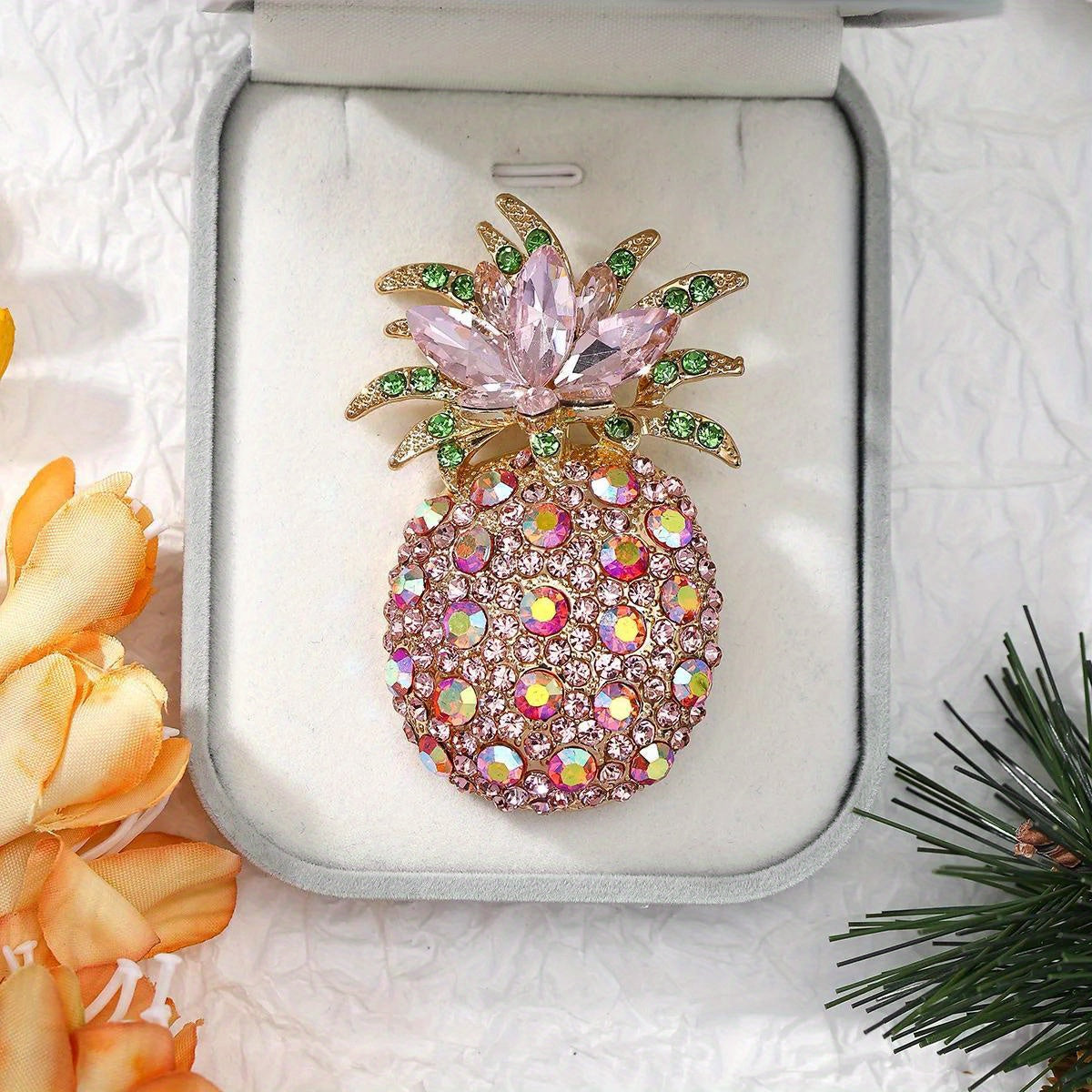 Crystal Pineapple Brooch with Rhinestones and High-End Design