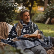 Yumshoq flanelda qulay nasroniy ko'rlak - Sadoqatli insonlar uchun ideal sovg'a, divan va yotoqda yil davomida foydalanish uchun ko'p maqsadli ko'rpa, klassik vintage dizayn