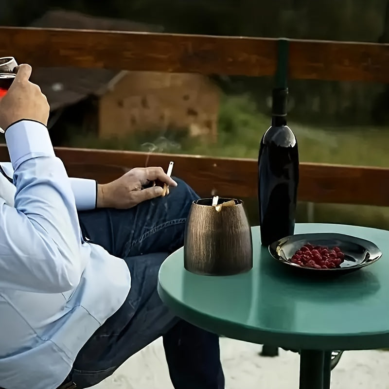 Outdoor Metal Ashtray Smokeless Windproof Rainproof Round Iron Patio Non-Slip Cigar