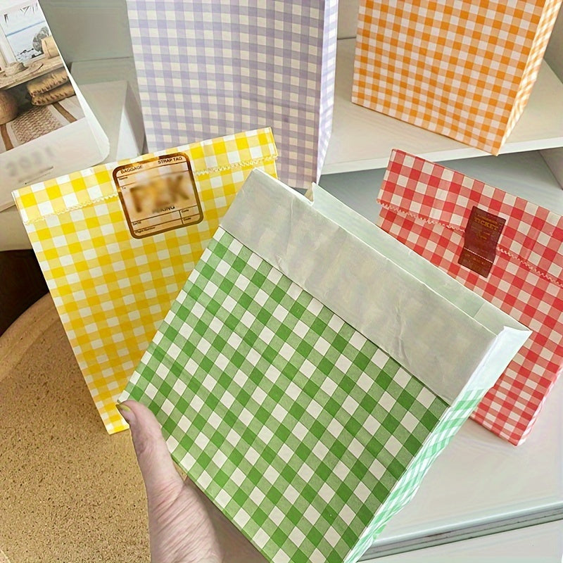 50pcs Kraft Gift Pouches Tartan Checkered Design Jumbo Size 23x15x8cm for Retail Events