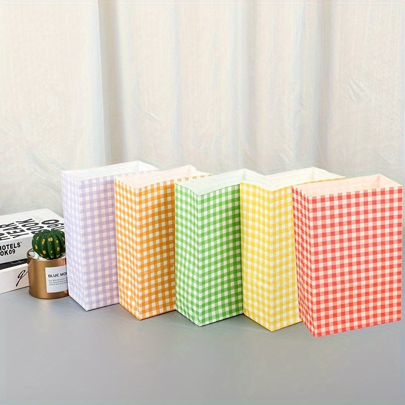 50pcs Kraft Gift Pouches Tartan Checkered Design Jumbo Size 23x15x8cm for Retail Events