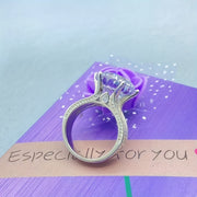 S925 Sterling Silver Moissanite To'y Halqasi - Nafis 10ct tosh, to'ylar va yubileylarga mos keladi. Vintage uslubidagi Y2K dizayni bilan ajralib turadi va har mavsumda kiyish uchun mukammaldir. 14-fevral kuni berish uchun ideal sovg'a.