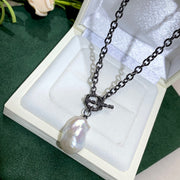Collar de perlas de agua dulce barrocas con perlas naturales y diseño único para fiestas y regalos