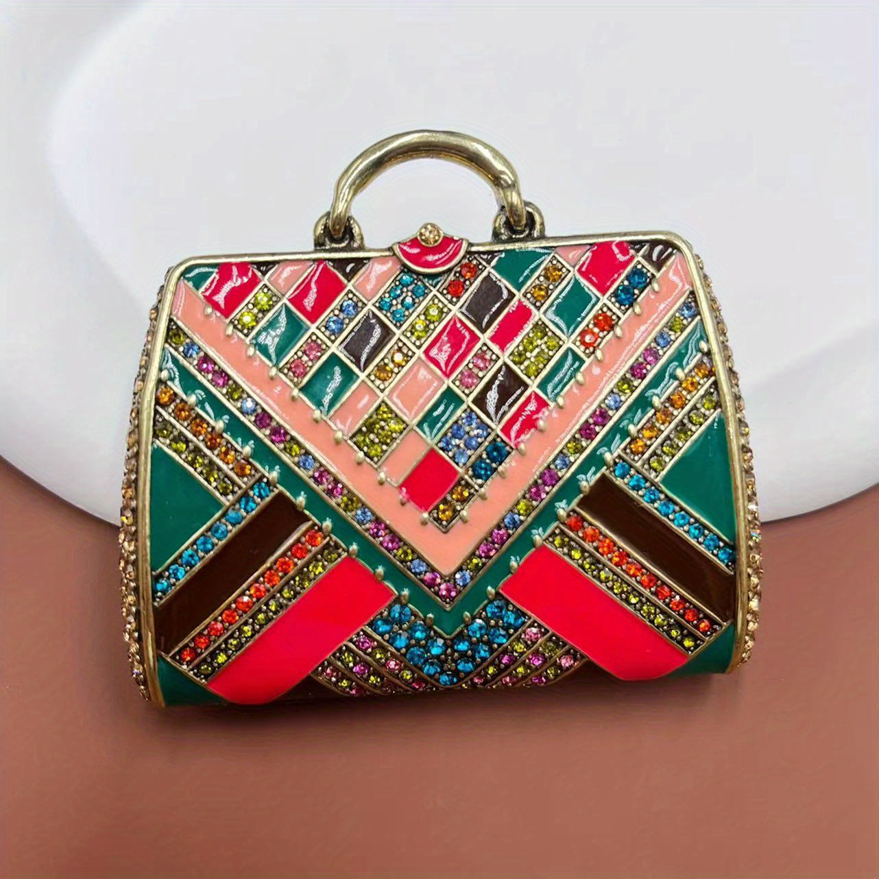 Chiroyli Vintage Brosh, Rhinestone'lar bilan bezatilgan - O'rta asr uslubidagi zamonaviy Emal Pin, Retro Ayollar Aksessuari, Yagona Nadir Zargarlik Belgisi