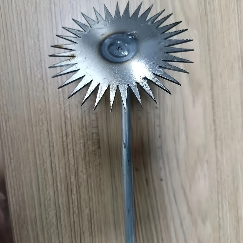 Heavy Duty Forged Metal Garden Weeder Hand Tool for Soil Loosening and Weeding