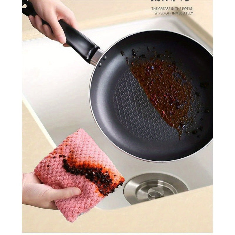 5 Pieces Ultra-Soft Coral Velvet Cleaning Cloths, Highly Absorbent, Versatile Towels