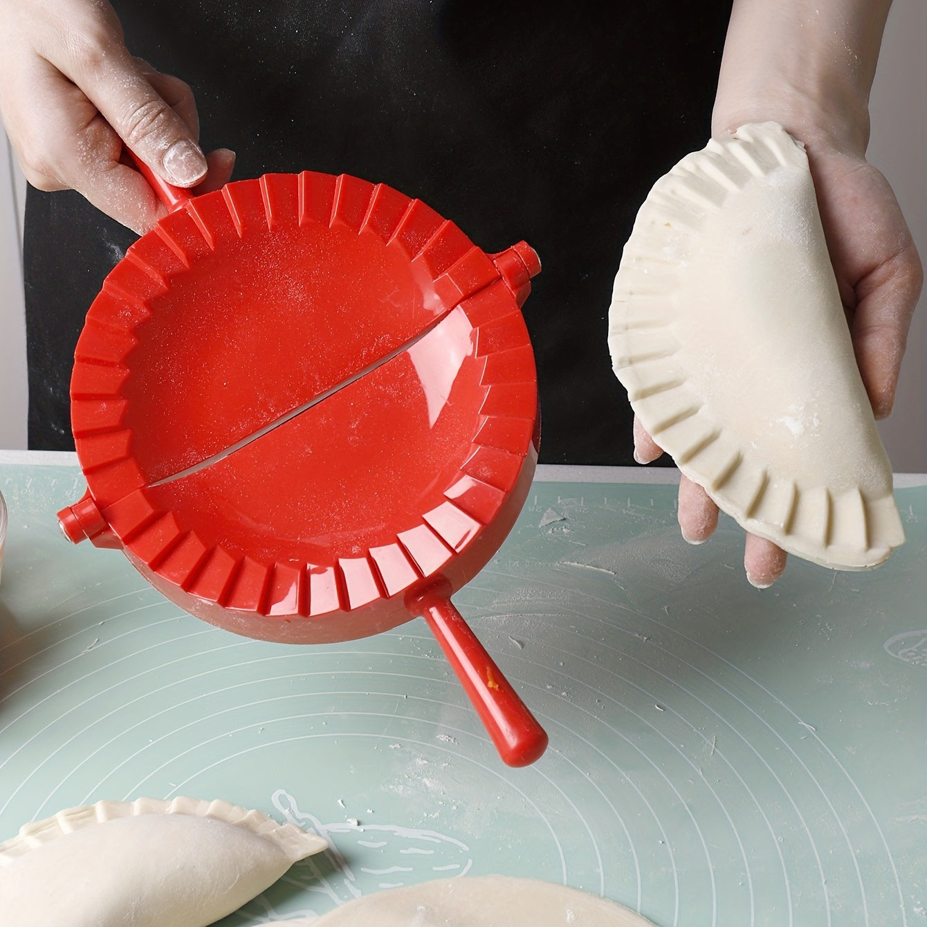 Dumpling Press Maker Kitchen Tool for Wontons Empanadas Food-Safe Plastic