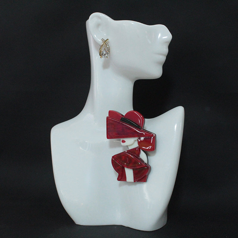 Elegant Hat-Shaped Brooch for Women's Dresses and Clothing Decorative Accessory