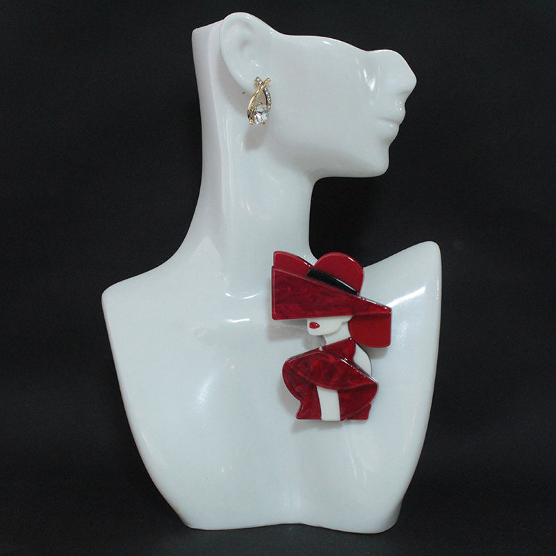 Elegant Hat-Shaped Brooch for Women's Dresses and Clothing Decorative Accessory