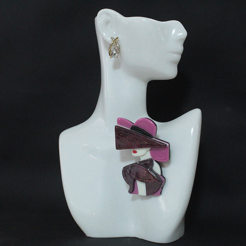 Elegant Hat-Shaped Brooch for Women's Dresses and Clothing Decorative Accessory