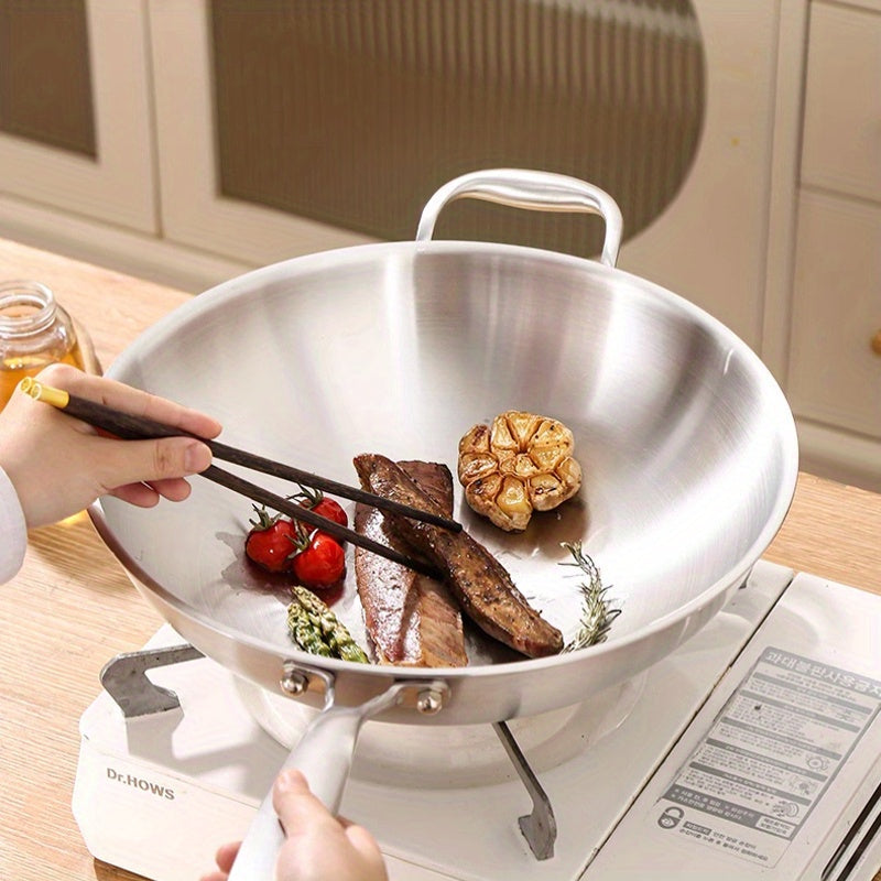Stainless Steel Chef's Wok with Non-Stick Coating, Wooden Handle, Easy to Clean