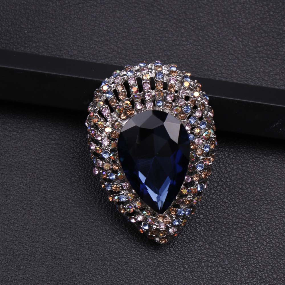 Retro Crystal Brooch for Women Rhinestone Corsage Pin for Coats and Sweaters