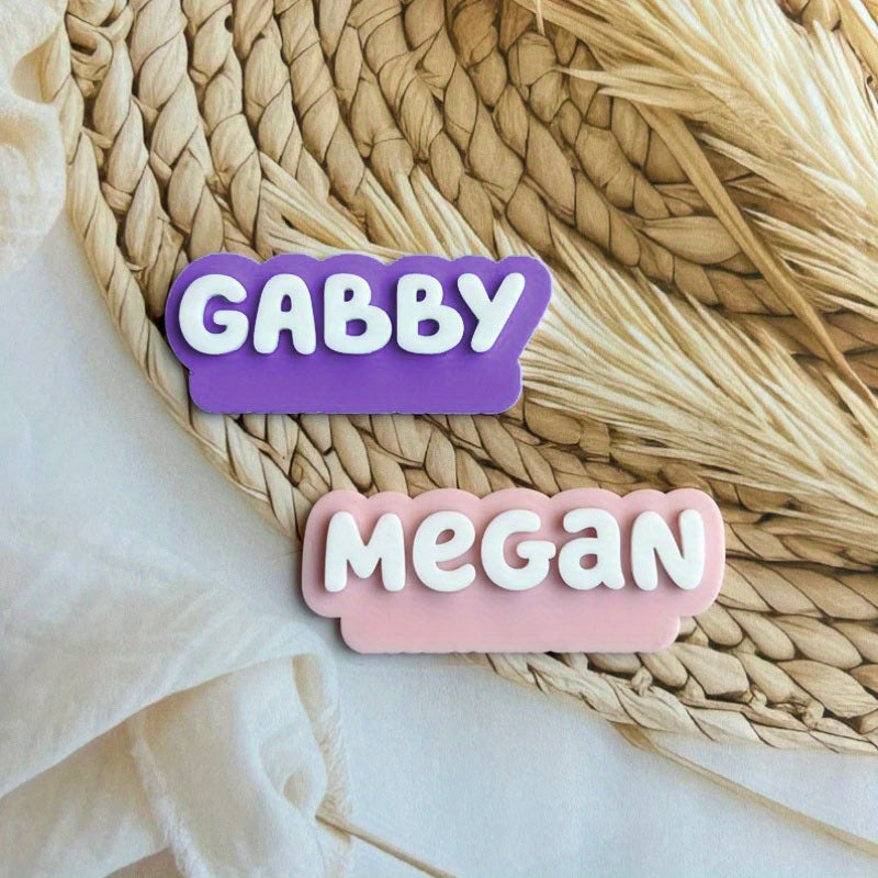 Unisex Personalized Acrylic Name Brooch Pin for Jackets and Bags