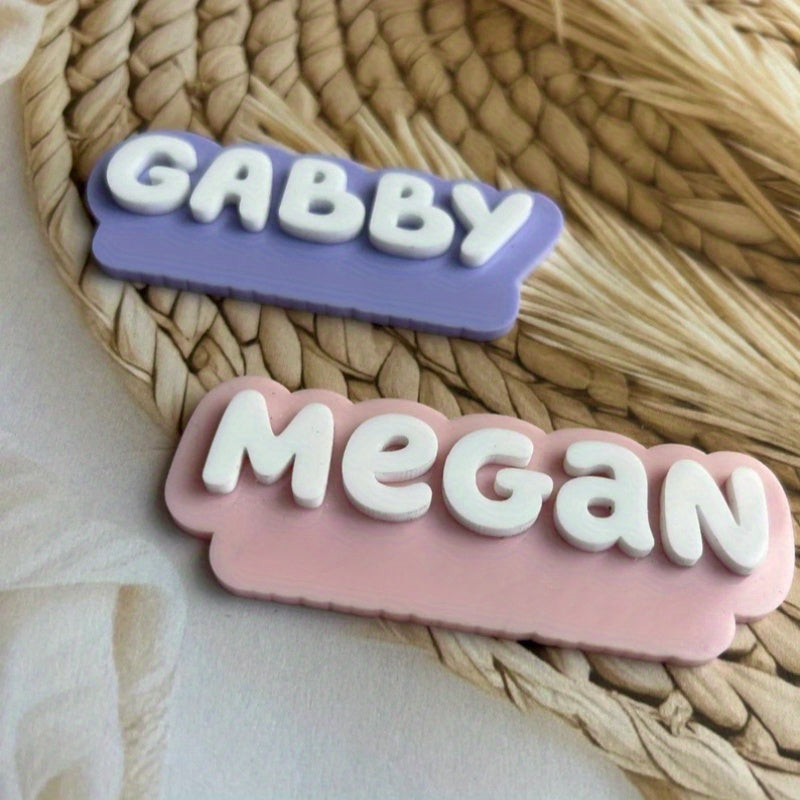 Unisex Personalized Acrylic Name Brooch Pin for Jackets and Bags