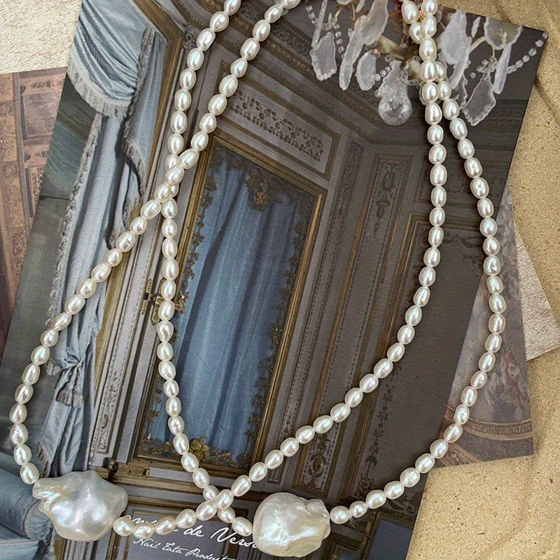 Natural Freshwater Pearl Necklace with Baroque Style Irregular Clavicle Chain