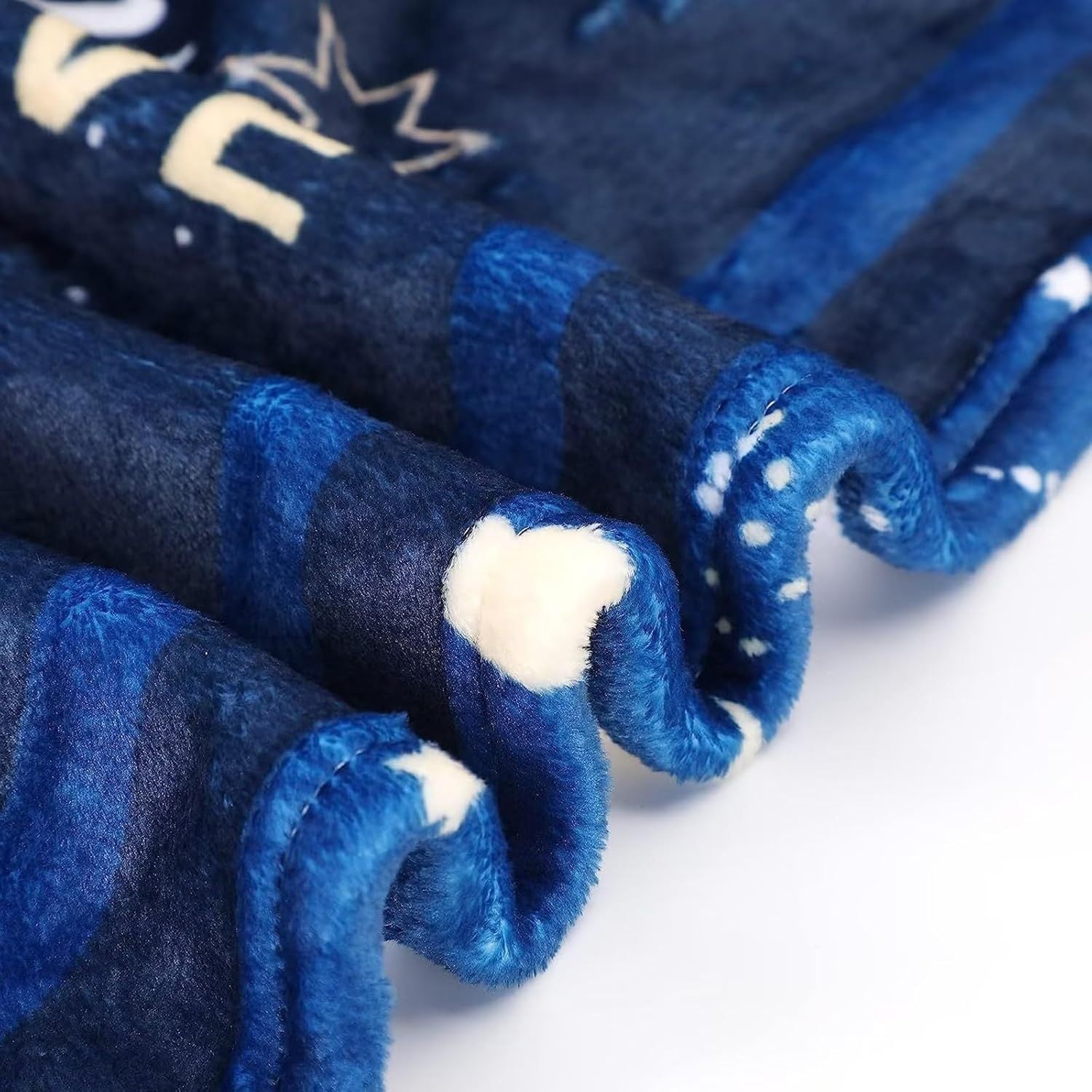 Soft Flannel Sofa Blanket with Butterfly and Tree Design for Daughters Gift