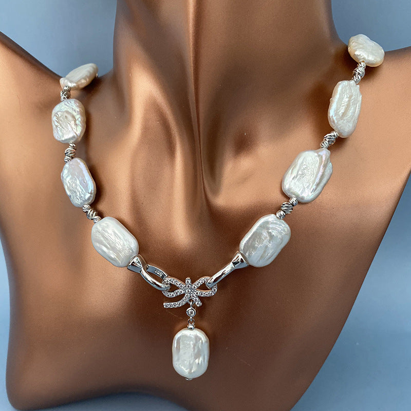 Vintage French-Inspired Freshwater Pearl Necklace with Bow Clavicle Chain for Women